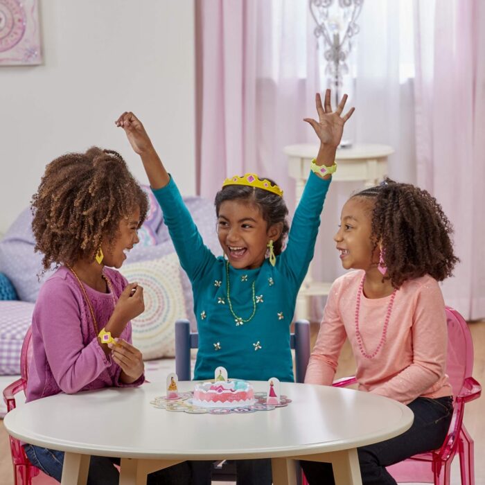Hasbro Gaming Pretty Pretty Princess: Edition Board Game Featuring Disney Princesses, Jewelry Dress-Up Game for Kids Ages 5 and Up, for 2-4 Players - Image 5