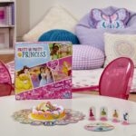 Hasbro Gaming Pretty Pretty Princess: Edition Board Game Featuring Disney Princesses, Jewelry Dress-Up Game for Kids Ages 5 and Up, for 2-4 Players - Image 4